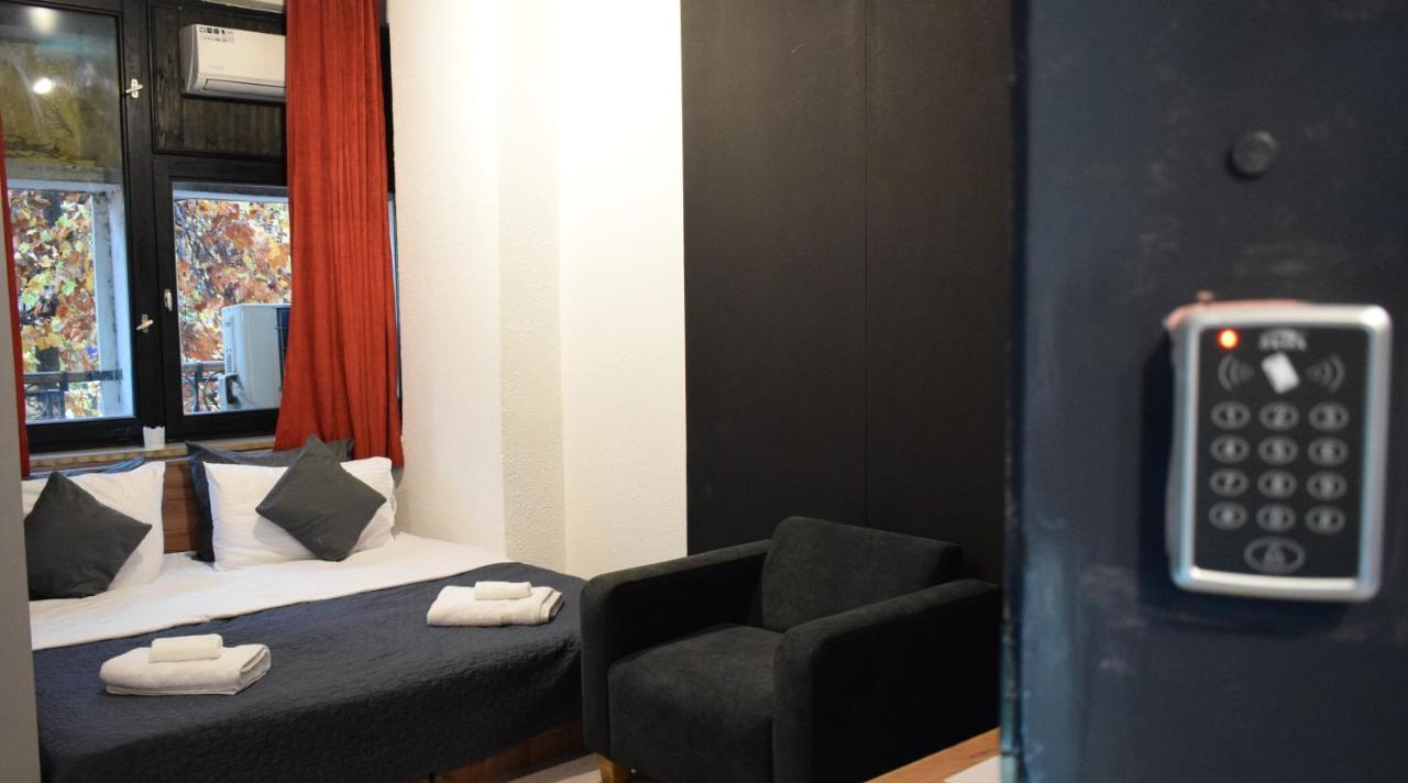 M - Square Private Rooms Skopje Eksteriør bilde