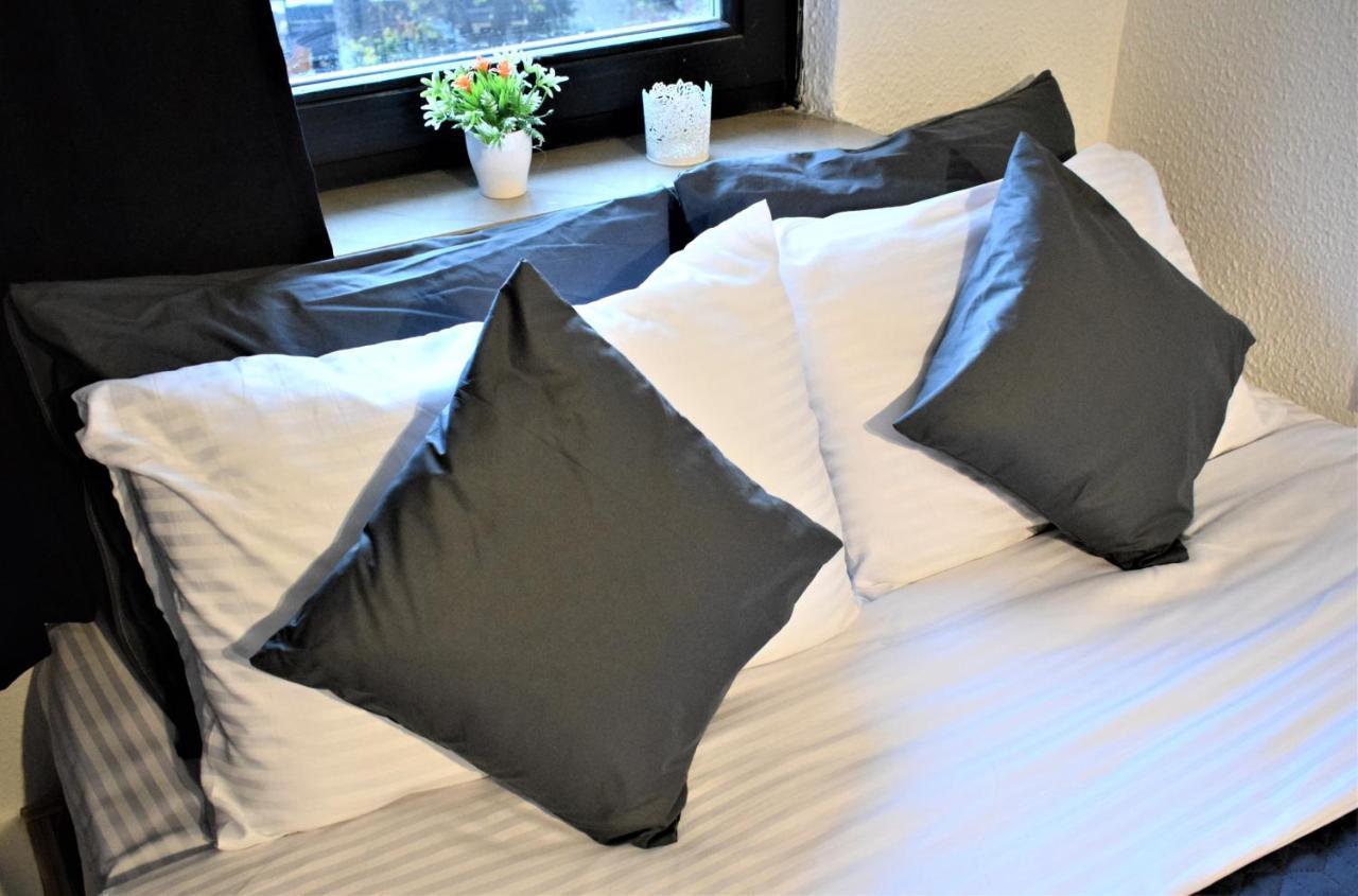 M - Square Private Rooms Skopje Eksteriør bilde