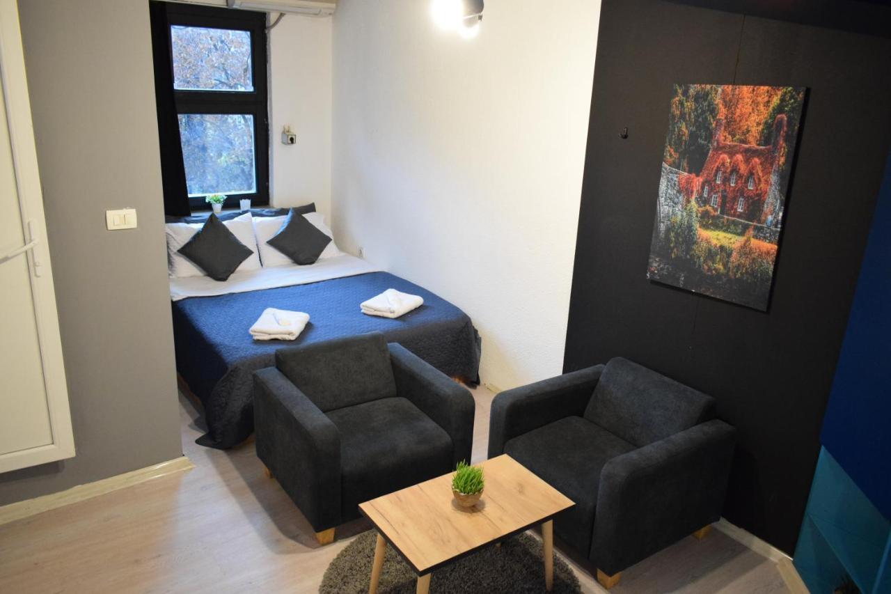 M - Square Private Rooms Skopje Eksteriør bilde
