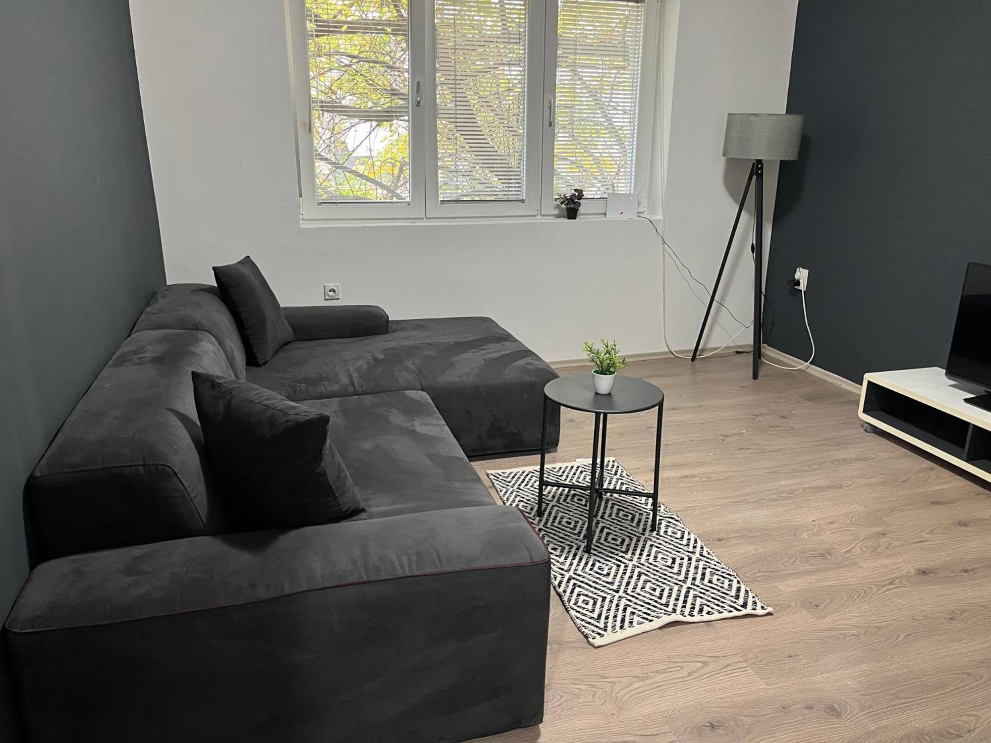 M - Square Private Rooms Skopje Rom bilde
